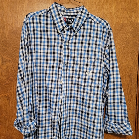 CHAPS NWT Blue Black and White Button down shirt - Picture 6 of 10